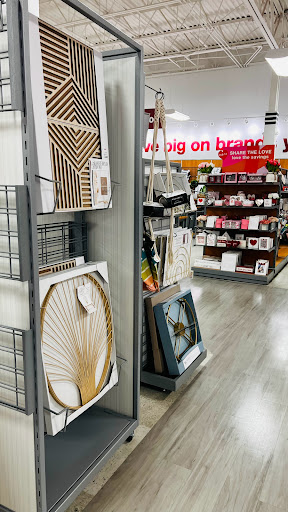 Department Store «T.J. Maxx», reviews and photos, 101 Swedesford Rd, Exton, PA 19341, USA