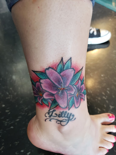 Explore matching cat tattoo ideas, creative tattoo ideas in Reno, available at Aces Tattoo