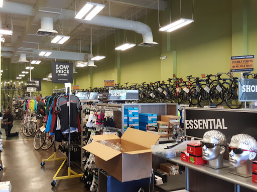 Bicycle Store «Performance Bicycle», reviews and photos, 625 N Dale Mabry Hwy, Tampa, FL 33609, USA