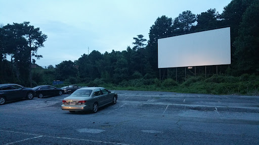 Drive-in Movie Theater «Starlight Drive-In Theatre and Flea Market», reviews and photos, 2000 Moreland Ave SE, Atlanta, GA 30316, USA