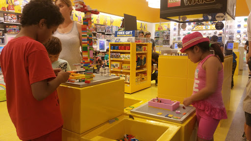 Toy Store «The LEGO Store», reviews and photos, 6600 Topanga Canyon Blvd, Canoga Park, CA 91303, USA