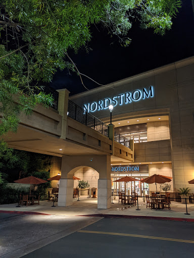 Department Store «Nordstrom Thousand Oaks», reviews and photos, 346 W Hillcrest Dr, Thousand Oaks, CA 91360, USA