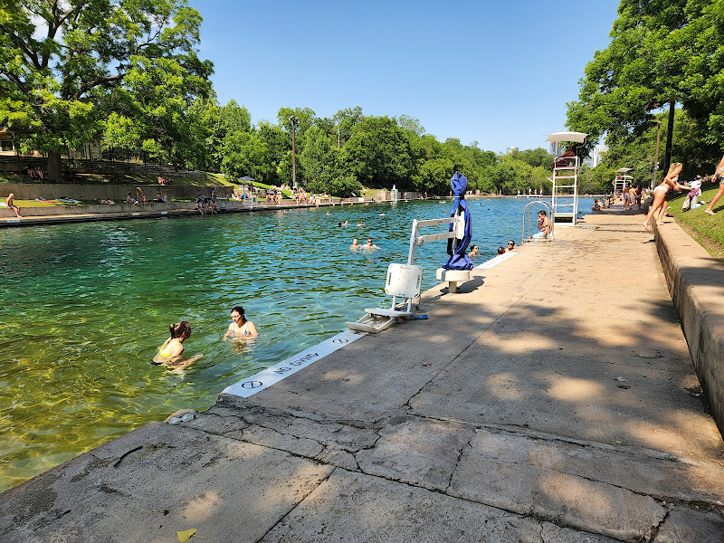 Barton Springs hours