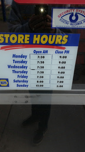 Auto Parts Store «NAPA Auto Parts - Farnams Genuine Parts Inc», reviews and photos, 4651 17th Ave S, Fargo, ND 58103, USA