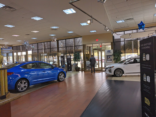 Hyundai Dealer «Huffines Hyundai McKinney», reviews and photos, 1301 N Central Expy, McKinney, TX 75070, USA