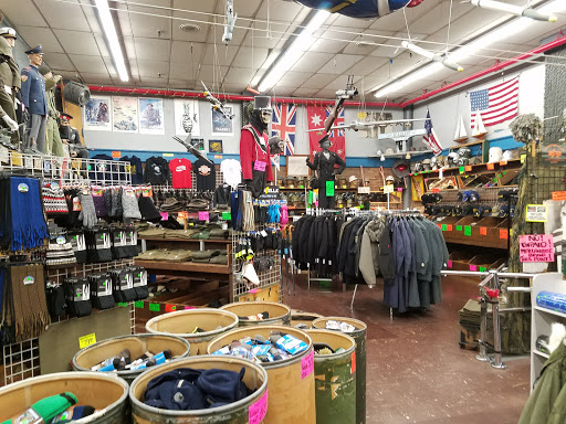 Sporting Goods Store «Andy & Bax Sporting Goods», reviews and photos, 324 SE Grand Ave, Portland, OR 97214, USA