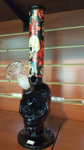 Tobacco Shop «The Hideaway Smoke Shop», reviews and photos, 5275 Red Bug Lake Rd #125, Winter Springs, FL 32708, USA