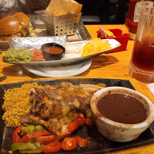 Shopping Mall «Southpoint Shopping Center», reviews and photos, E Palatine Rd & Rand, Arlington Heights, IL 60004, USA