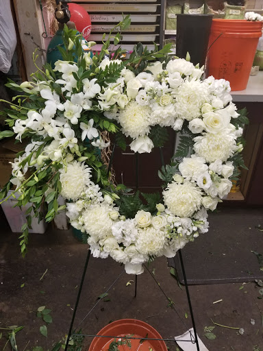 Centerville Road Florist, 130 E Centerville Rd, Garland, TX 75041, USA, 