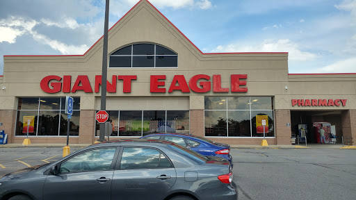 Supermarket «Giant Eagle Supermarket», reviews and photos, 41 5th St SE, Barberton, OH 44203, USA