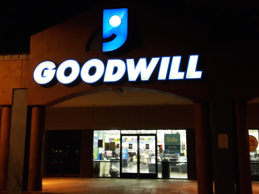 Thrift Store «Goodwill», reviews and photos, 6750 W Peoria Ave, Peoria, AZ 85345, USA