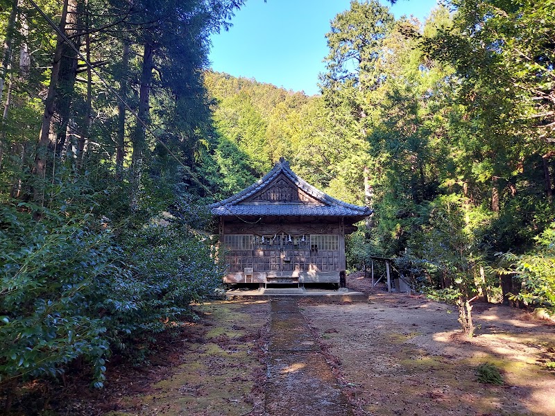 御崎谷竈戸神社