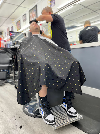Barber Shop «His City Barber Shop», reviews and photos, 9151 Taft St, Pembroke Pines, FL 33024, USA
