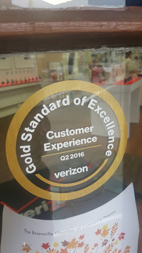 Cell Phone Store «Pelham Verizon Wireless», reviews and photos, 235 Fifth Ave, Pelham, NY 10803, USA