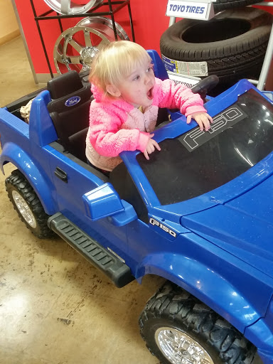 Tire Shop «Leete Tire & Auto Center», reviews and photos, 7011 Hull Street Rd, North Chesterfield, VA 23224, USA