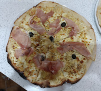 Plats et boissons du Pizzeria FIFI Pizz' à Gastes - n°3