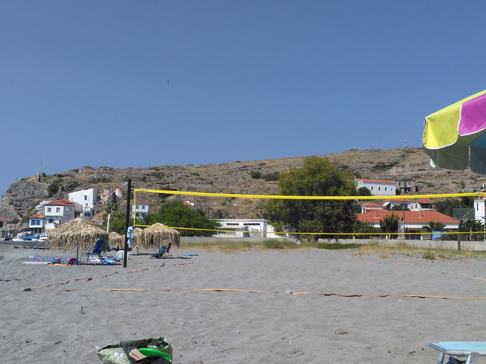 Agios Efstratos beach'in fotoğrafı imkanlar alanı