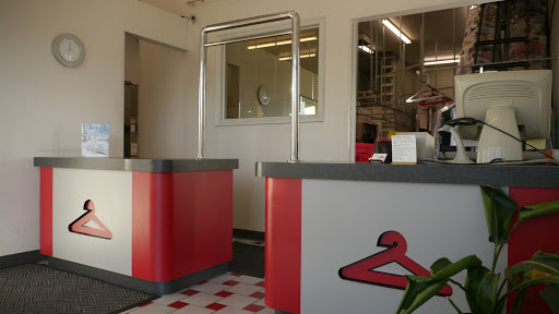 Dry Cleaner «Red Hanger Cleaners», reviews and photos, 1552 S Jordan Pkwy, South Jordan, UT 84095, USA