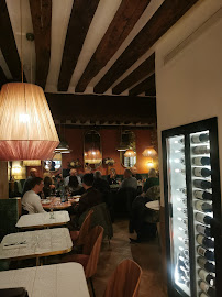 Atmosphère du Restaurant français Le Christine. à Paris - n°8