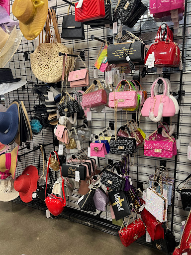 Clothing Store «K&G Fashion Superstore», reviews and photos, 4009 W Airport Fwy, Irving, TX 75062, USA