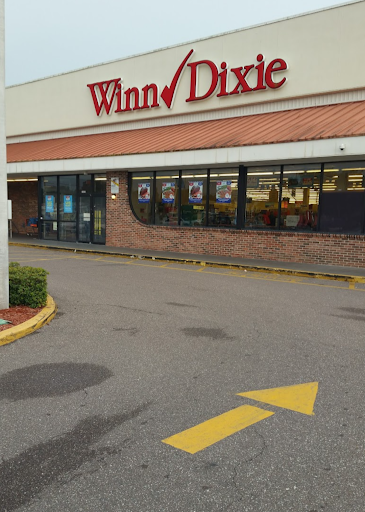 Grocery Store «Winn-Dixie», reviews and photos, 5802 54th Ave N, Kenneth City, FL 33709, USA