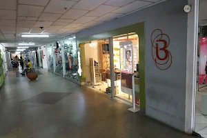 Bahia Outlet Center image