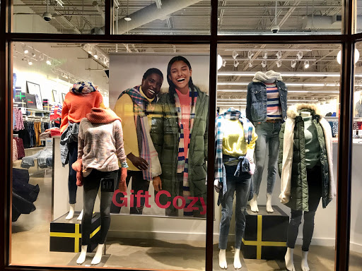 Clothing Store «Gap Outlet», reviews and photos, 1001 N Arney Rd, Woodburn, OR 97071, USA