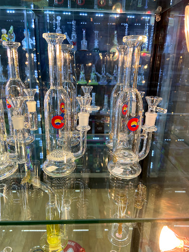 Tobacco Shop «Exotic Vapors Tobacco», reviews and photos, 1926 Touhy Ave, Des Plaines, IL 60018, USA