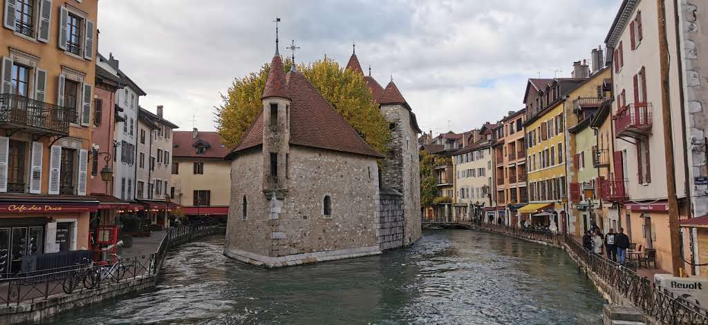 Photo n° 33 de l'avis de pascalsaintjames. fait le 20/11/2023 à 14:11