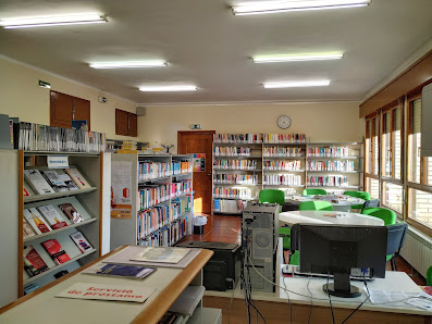 Biblioteca Pública de Mendigorria C. Verdura, 31150 Mendigorría, Navarra, España