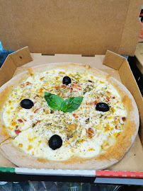 Plats et boissons du Pizzeria Pizza Di Forno à Lyon - n°11