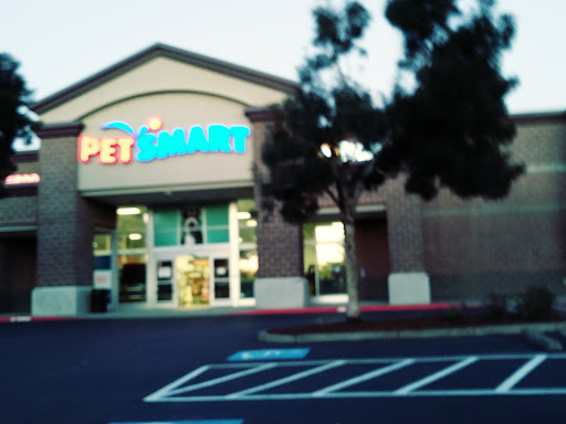 Pet Supply Store «PetSmart», reviews and photos, 8315 SW Jack Burns Blvd, Wilsonville, OR 97070, USA