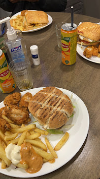 Sandwich au poulet du Restaurant Le Chélia à Roubaix - n°4