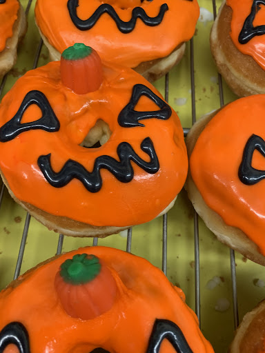 Donut Shop «Boston Cream Donut», reviews and photos, 18425 S Avalon Blvd, Carson, CA 90746, USA