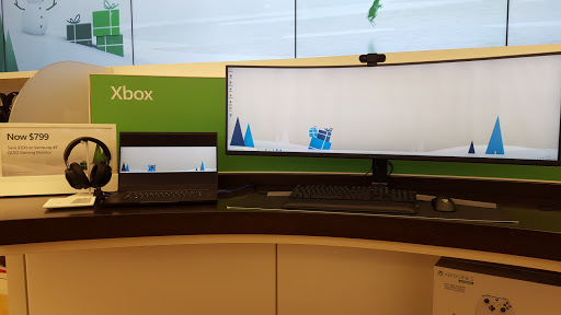 Computer Store «Microsoft Store - St. Johns Town Center», reviews and photos, 4791 River City Dr #113, Jacksonville, FL 32246, USA