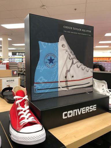 Shoe Store «Famous Footwear», reviews and photos, 3606 Metro Dr, Council Bluffs, IA 51501, USA