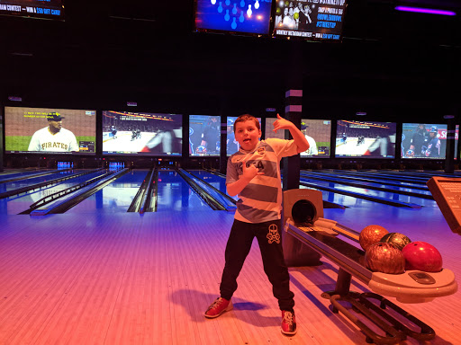 Bowling Alley «Bowlero Blaine», reviews and photos, 11351 Ulysses St NE, Blaine, MN 55434, USA