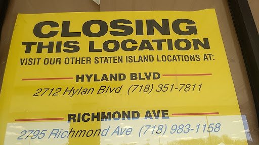 Pet Supply Store «Petland Discounts - Forest Avenue», reviews and photos, 1495 Forest Ave, Staten Island, NY 10302, USA