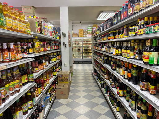 Asian Grocery Store «Viet Hoa Supermarket», reviews and photos, 4900 W North Ave, Milwaukee, WI 53208, USA