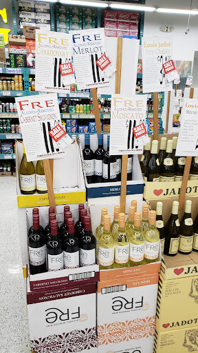 Wine Store «Hillsborough Bottle King», reviews and photos, 626 US-206, Hillsborough Township, NJ 08844, USA