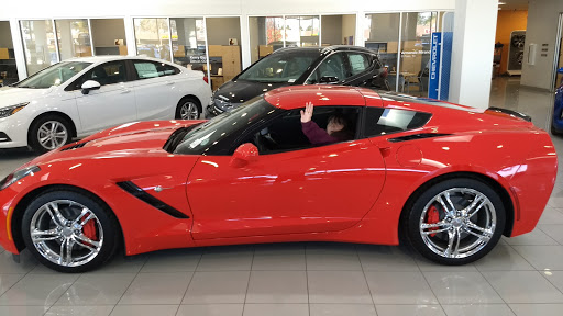 Chevrolet Dealer «Ed Bozarth Chevrolet Company, Inc. - Aurora Dealership», reviews and photos, 2001 S Havana St, Aurora, CO 80014, USA