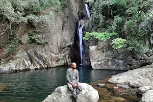 Balachandra Falls & Black Pool image