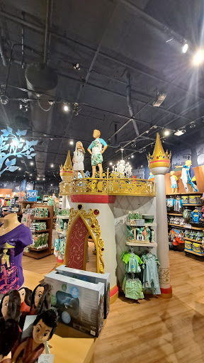 Toy Store «Disney Store», reviews and photos, 350 W Hillcrest Dr, Thousand Oaks, CA 91360, USA