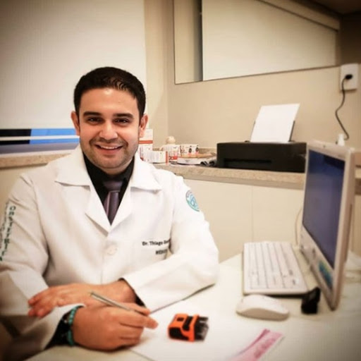 Dr. Thiago Gester, Ginecologista