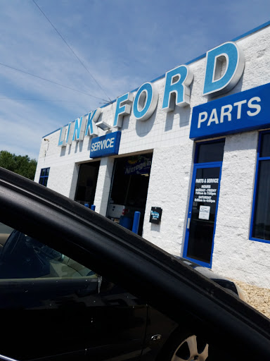 Car Dealer «Link Ford Lincoln of Rice Lake», reviews and photos, 2700 Decker Dr, Rice Lake, WI 54868, USA