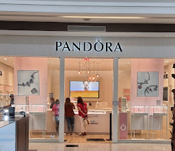 Miniso Plaza Cumbres photo