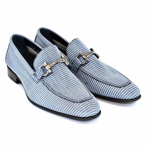 Shoe Store «Arrowsmith Shoes», reviews and photos, 5250 Old Orchard Rd #300, Skokie, IL 60077, USA