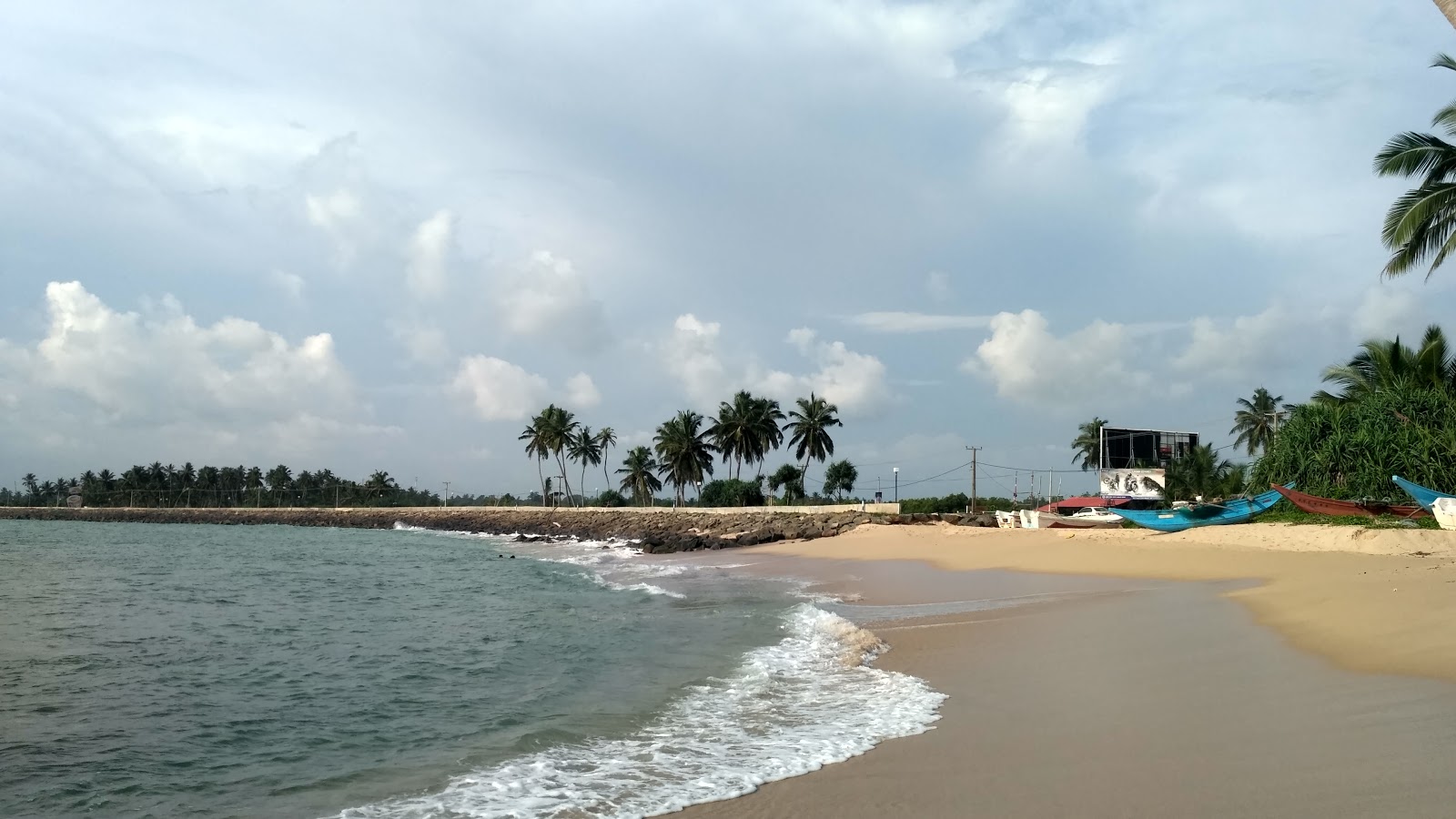 Akurala Beach photo #9