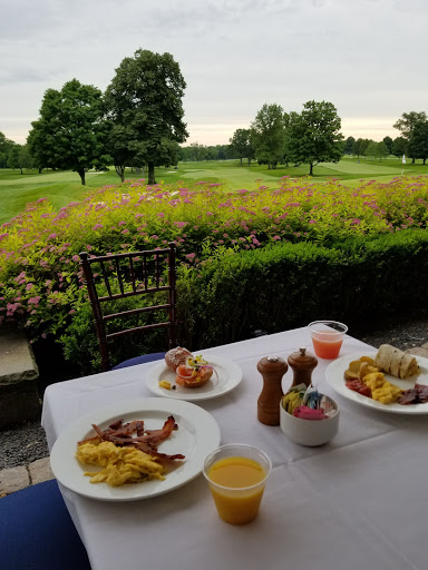 Golf Club «Winged Foot Golf Club», reviews and photos, 851 Fenimore Rd, Mamaroneck, NY 10543, USA