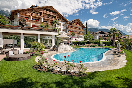 Hotel Starkenberg Via Verdines, 10, 39017 Scena BZ, Italia